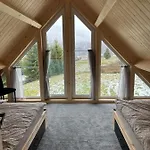 Osada Wichrowe Wzgórze Domek alpejski Rajcza