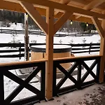 Osada Wichrowe Wzgórze Domek alpejski *
