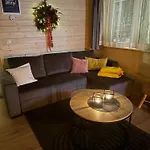 Domek alpejski Osada Wichrowe Wzgórze