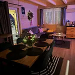 Domek alpejski Osada Wichrowe Wzgórze *
