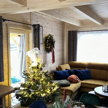 Osada Wichrowe Wzgorze Chalet *